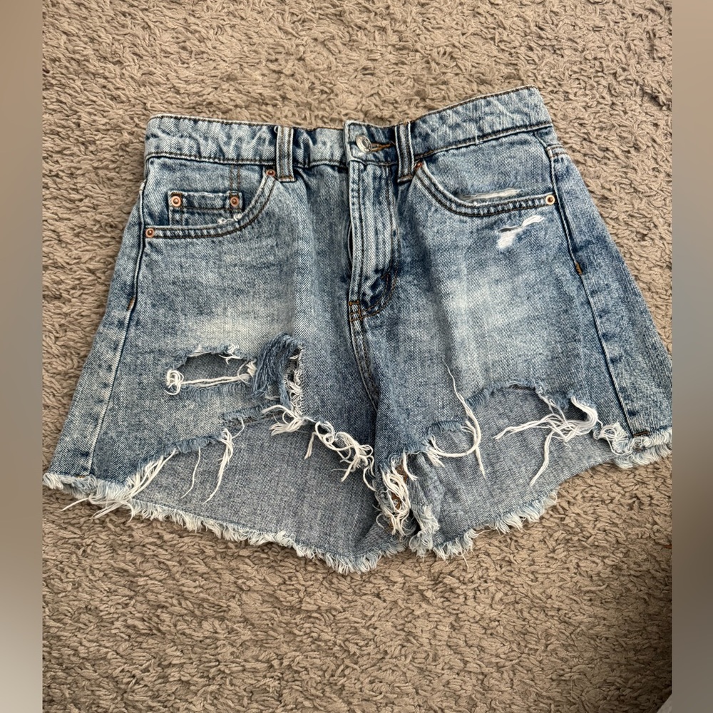 {WILD FABLE} High Rise Distressed Jean Shorts